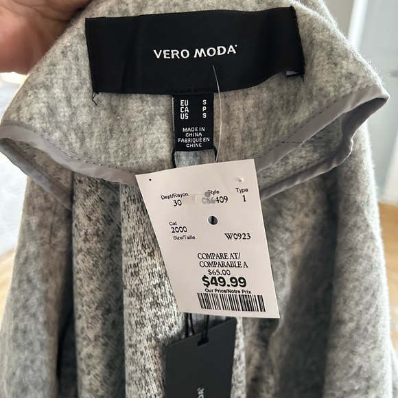 Vero Moda jacket - Picture 2 of 2
